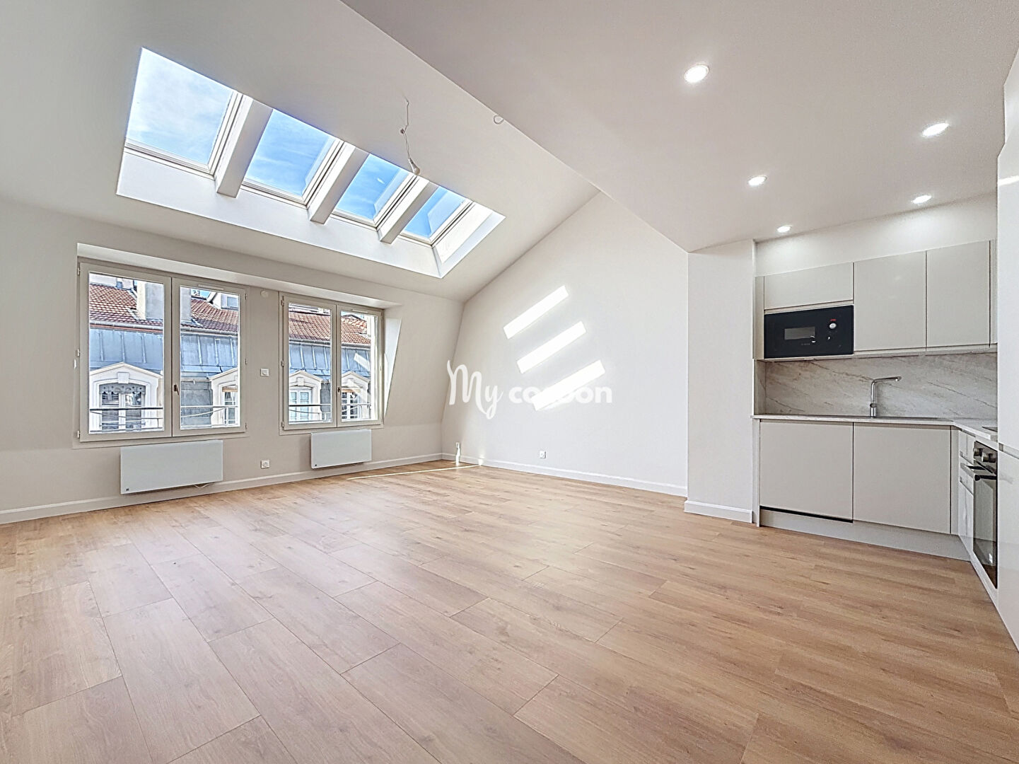 LYON 02 - AINAY - T3 - 70 m²