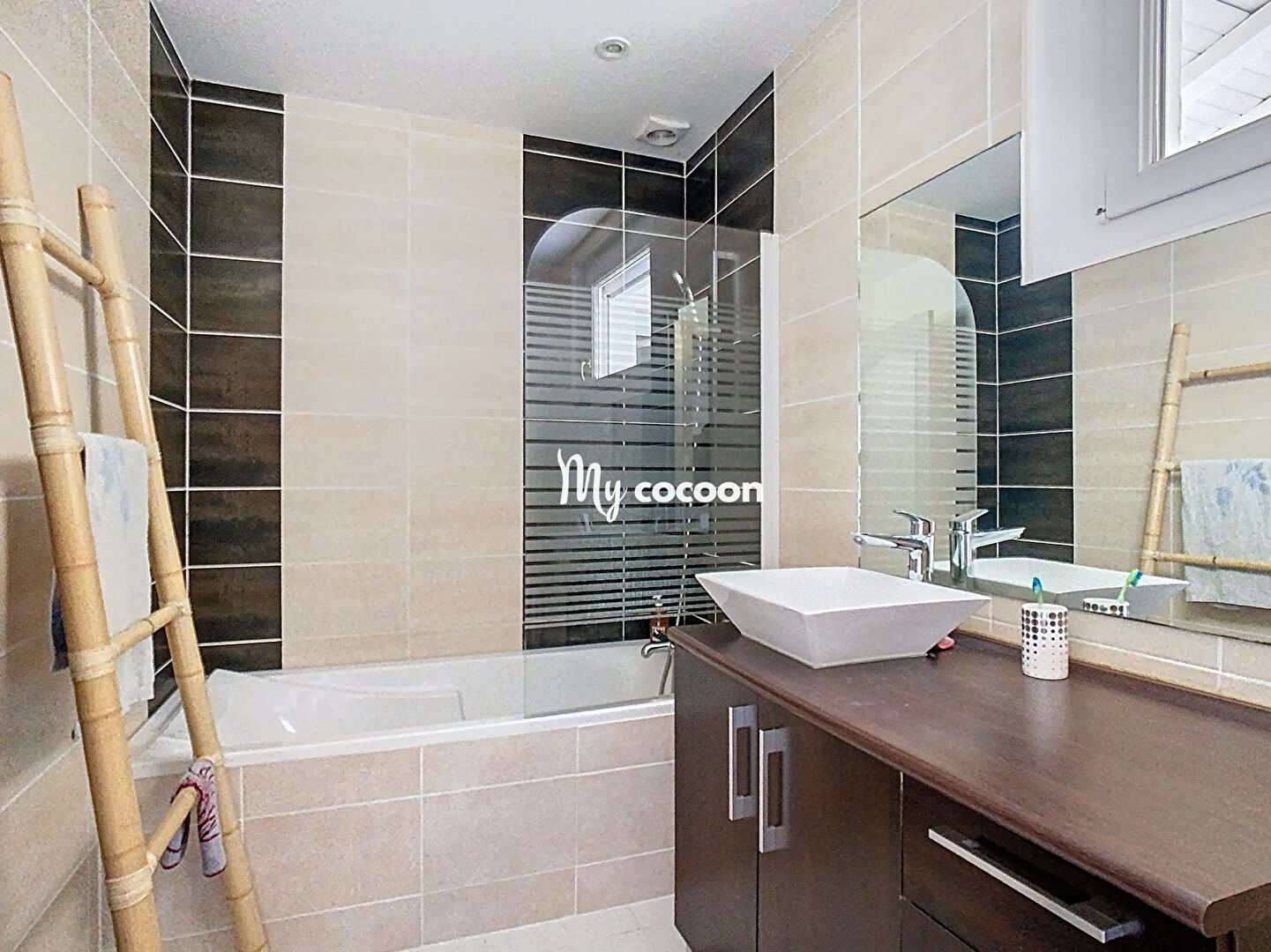 Photo Maison - T5 - 180 m2 image 5/6