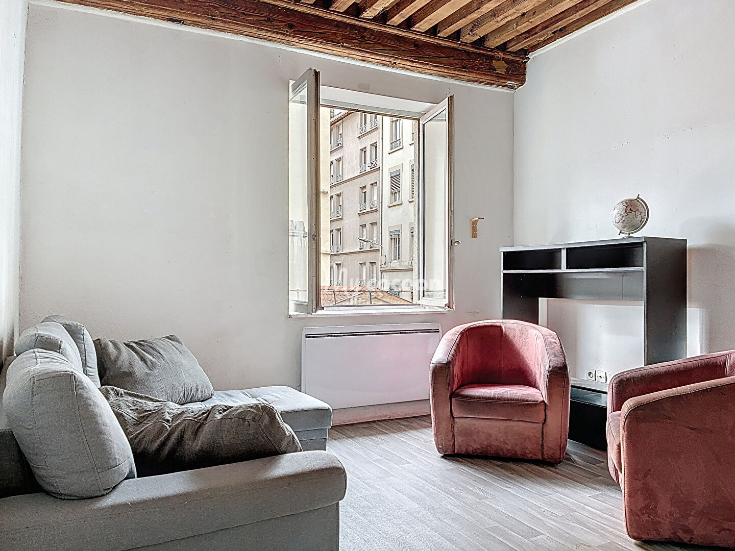 Photo Lyon 07 - T2 - 36 m² image 1/6