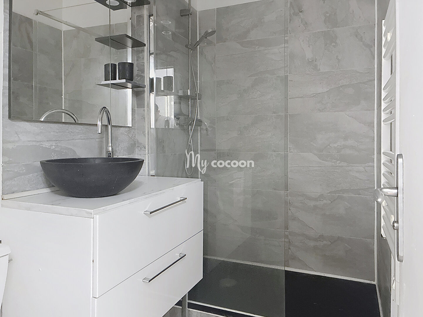 Photo Lyon 07 - T2 - 36 m² image 6/6