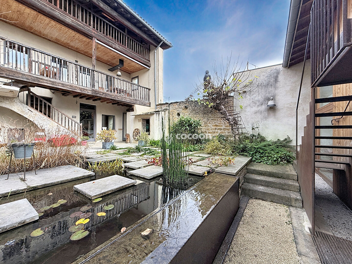 Photo Saint Cyr au Mont D'or - Maison de village  235 m² image 1/6