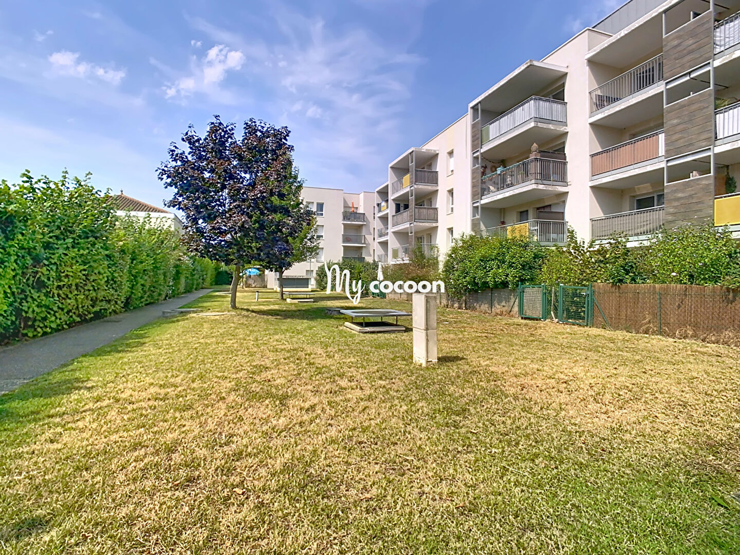 Photo Appartement - T4 - 80 m2 image 1/6