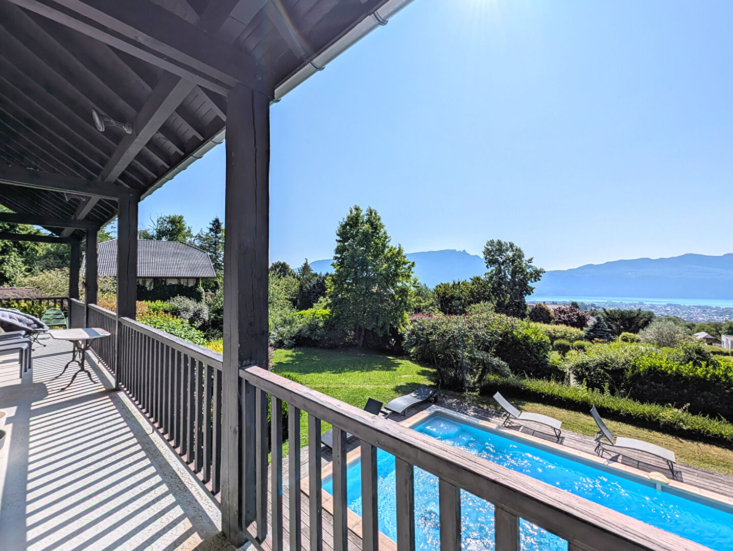 Agence immobilière de COMPARET IMMO - COMPARET IMMOBILIER AIX LES BAINS
