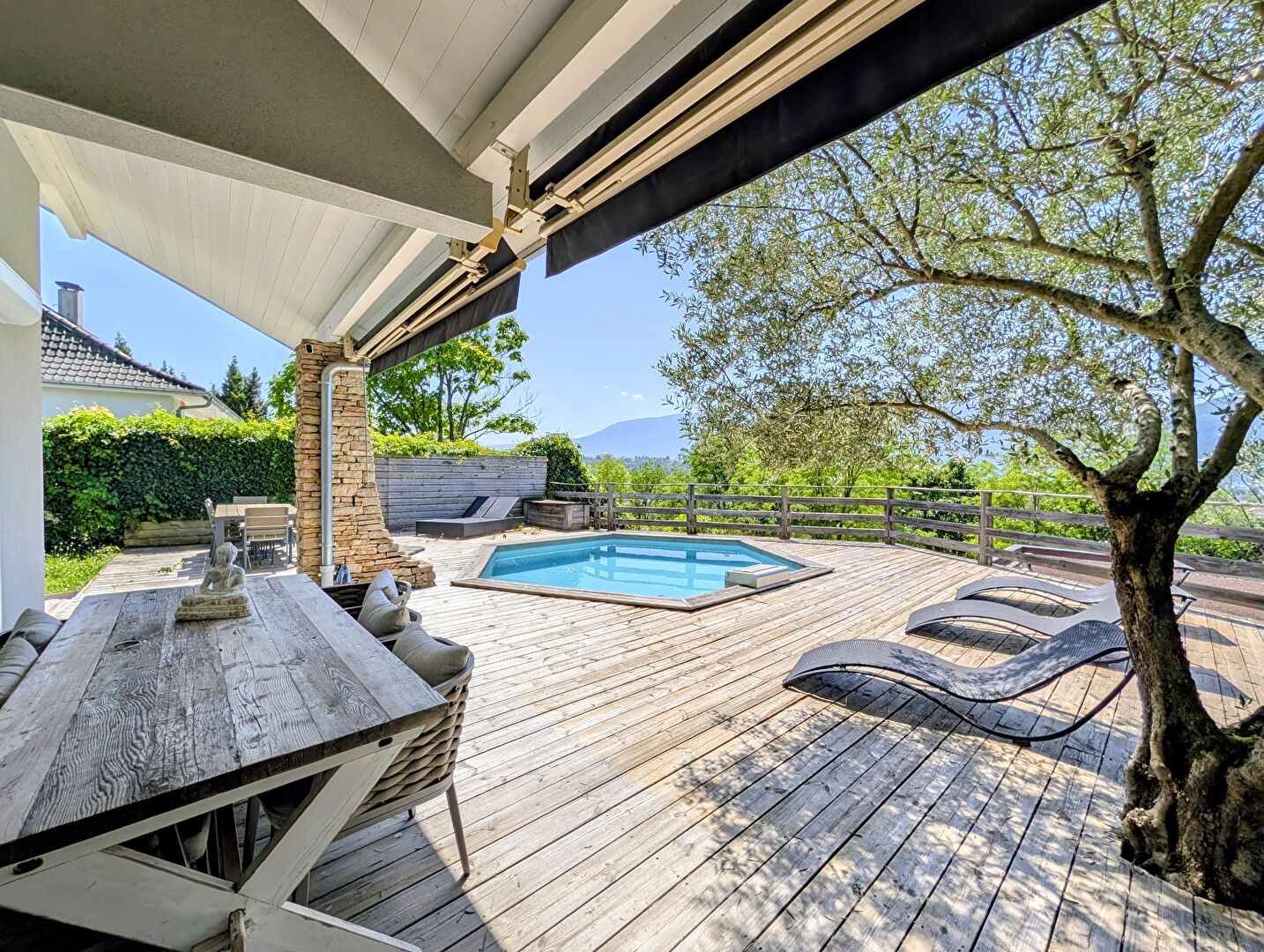 Agence immobilière de COMPARET IMMO - COMPARET IMMOBILIER AIX LES BAINS