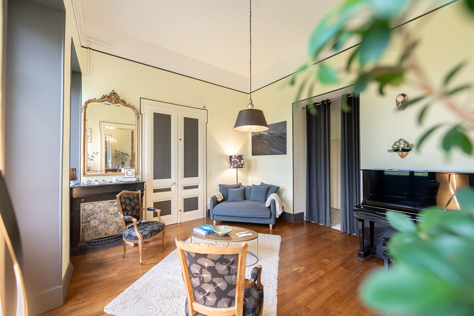 Photo Propriété historique avec domaine viticole et vue panoramique image 3/6