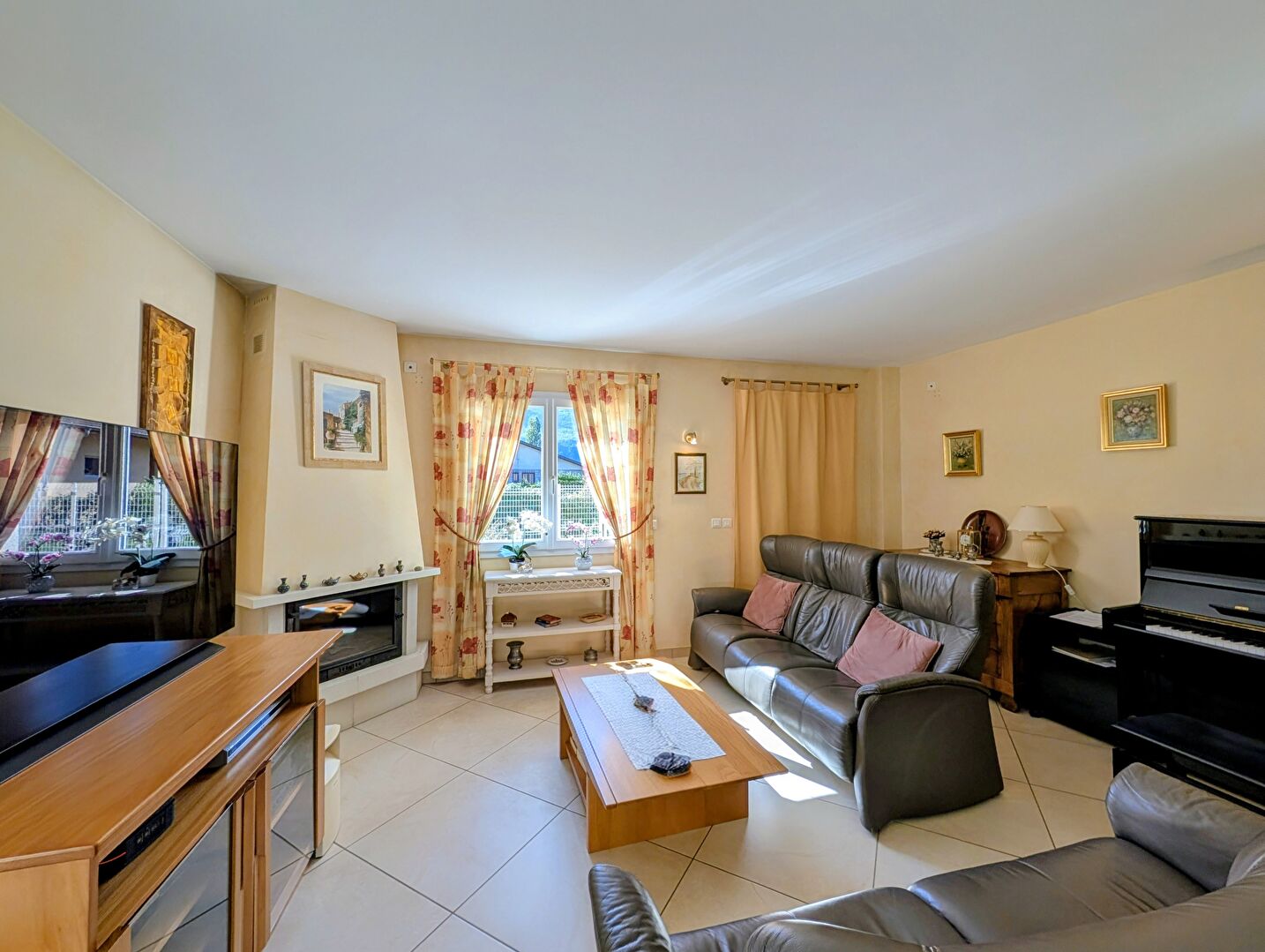 Agence immobilière de COMPARET IMMO - COMPARET IMMOBILIER AIX LES BAINS