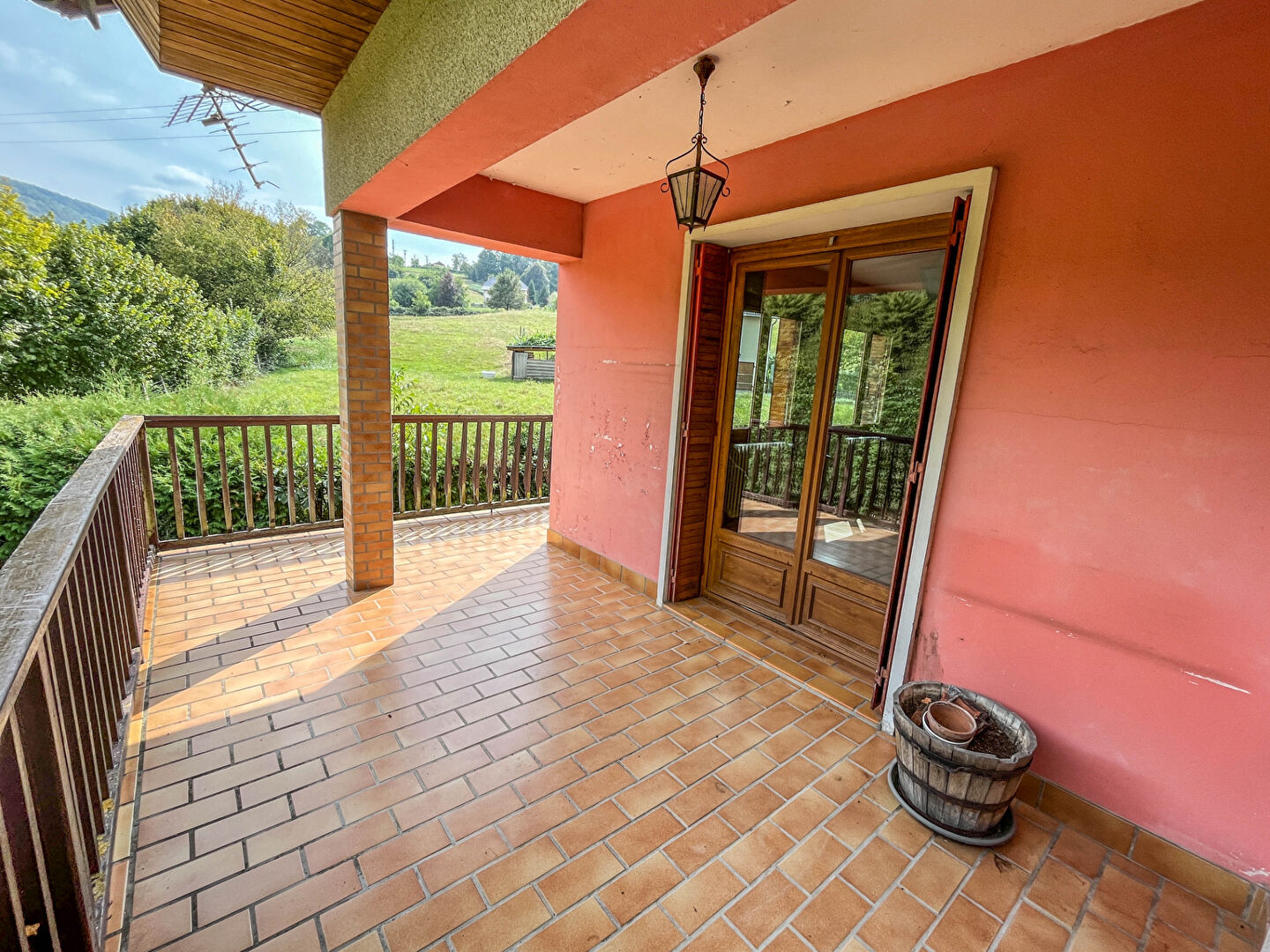 Photo Maison familiale avec potentiel ? La Bridoire (centre-village) image 4/6