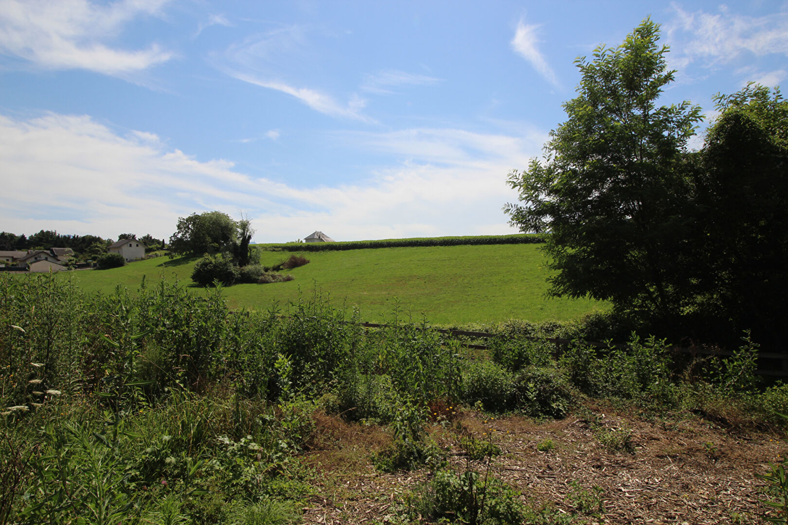 Photo Terrain 821 m²  secteur calme et ensoleillé sur Sonnaz image 1/6