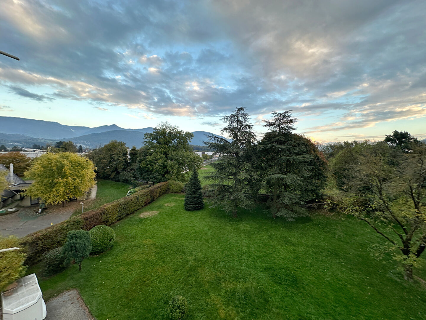 Photo Appartement  3 pièce(s) - Vue dégagée - 65m2 - Bassens image 6/6