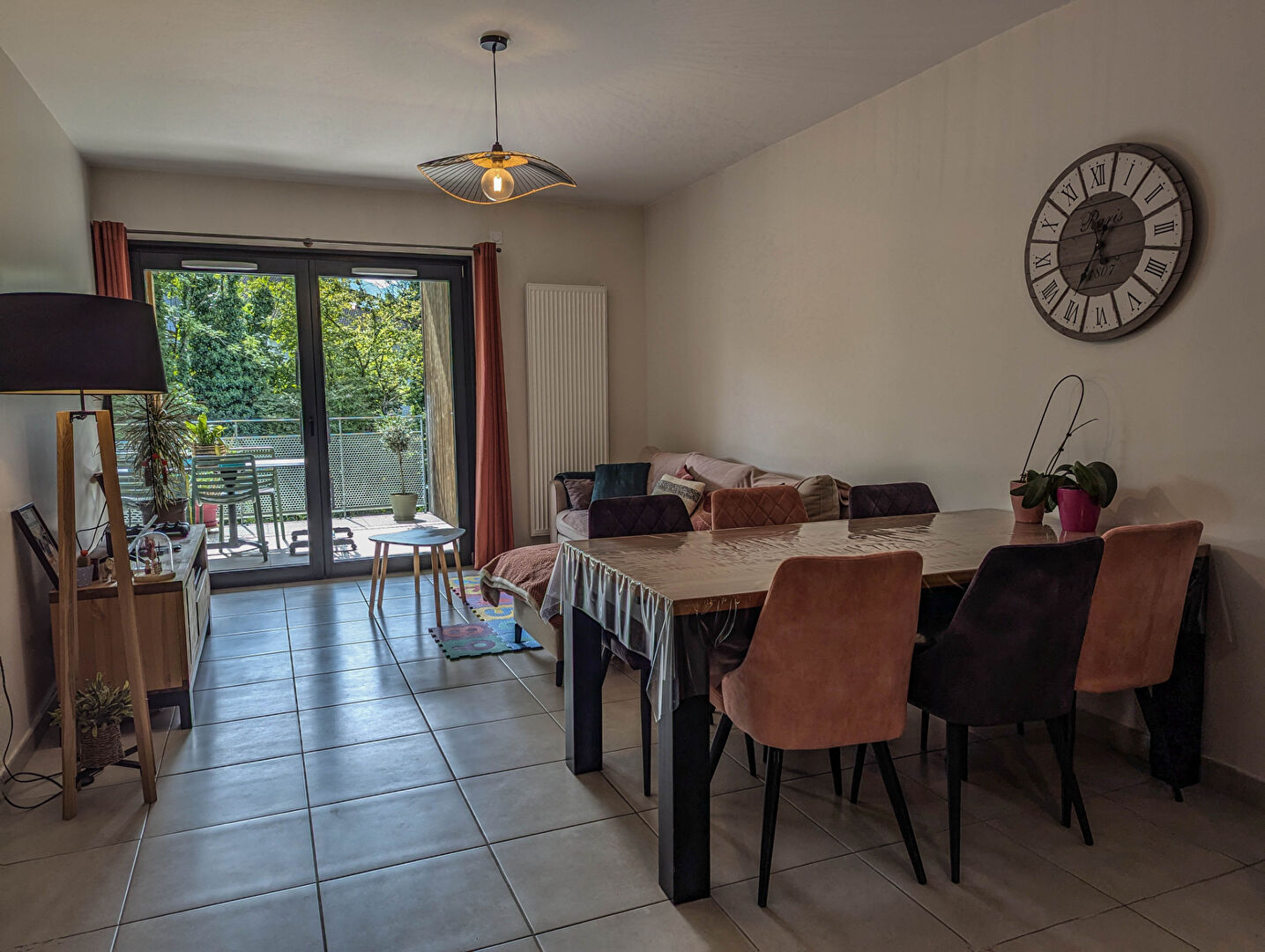 Photo Appartement de type 2 - lumineux et proche de toutes commodités - 51m2 - BASSENS image 4/6