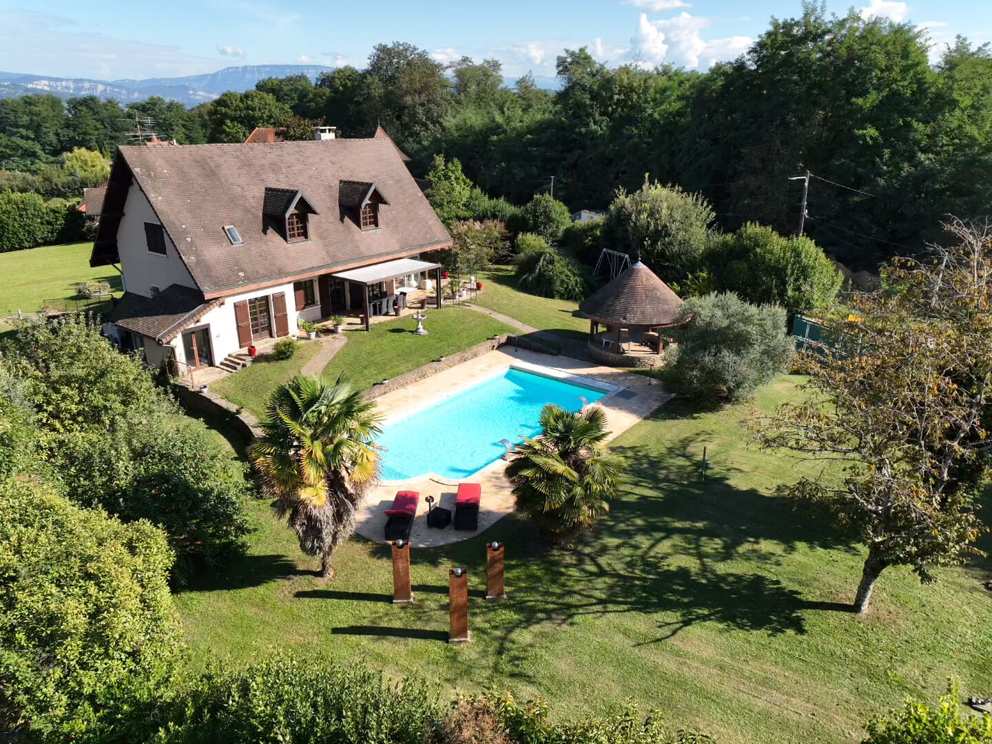 Agence immobilière de COMPARET IMMO - COMPARET IMMOBILIER CHAMBERY