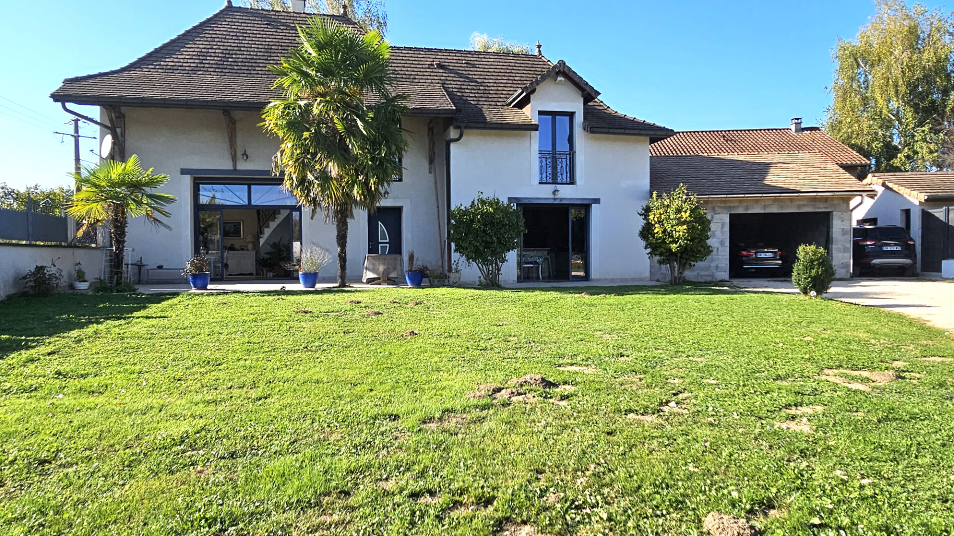 Agence immobilière de COMPARET IMMO - COMPARET IMMOBILIER CHAMBERY