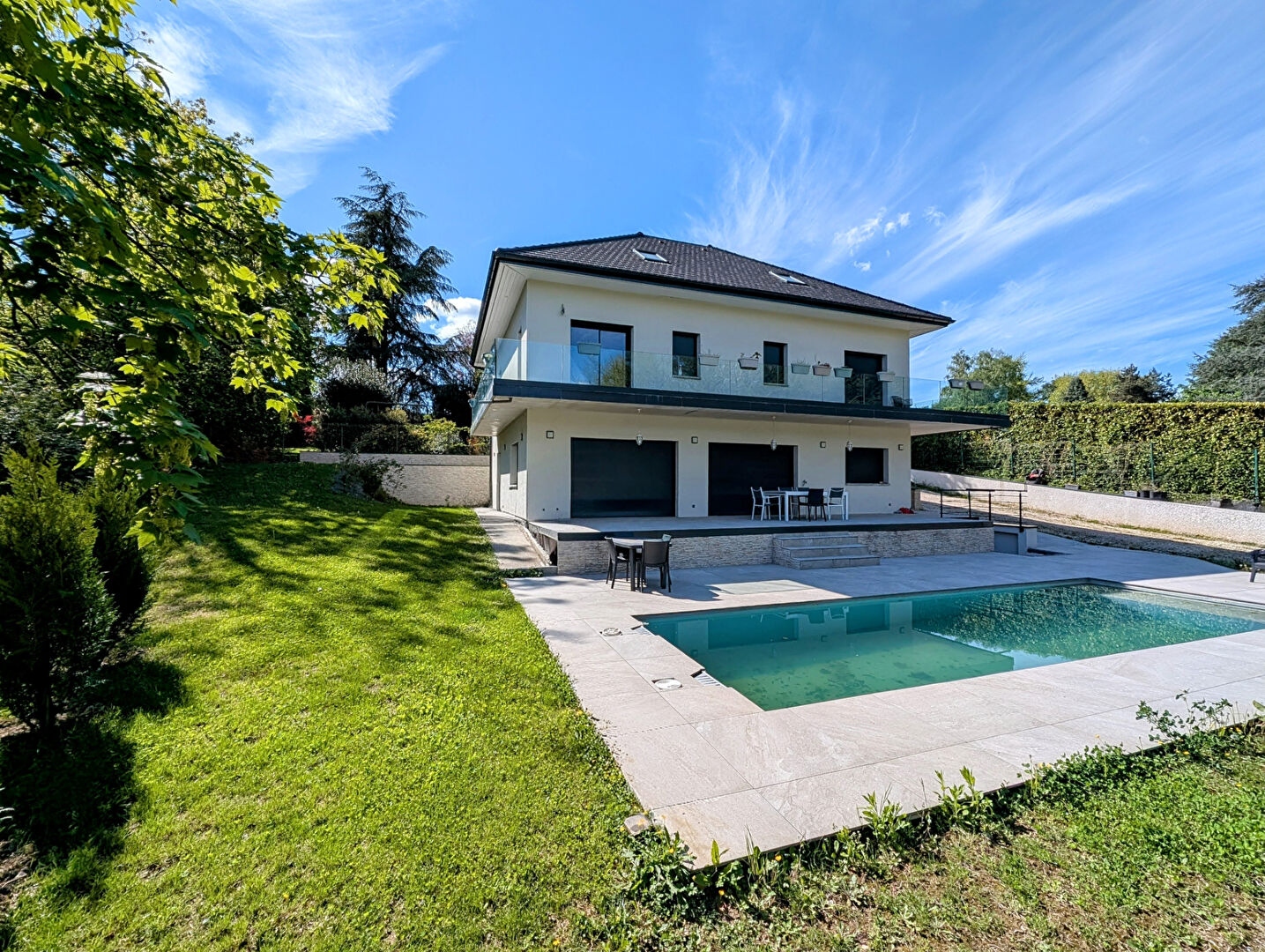 Agence immobilière de COMPARET IMMO - COMPARET IMMOBILIER AIX LES BAINS