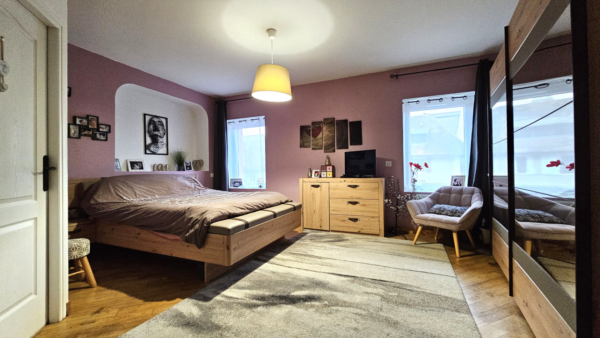 Photo Saint Genix Les Villages de ville - 117M² - 2CH + bureau - terrasse image 3/6