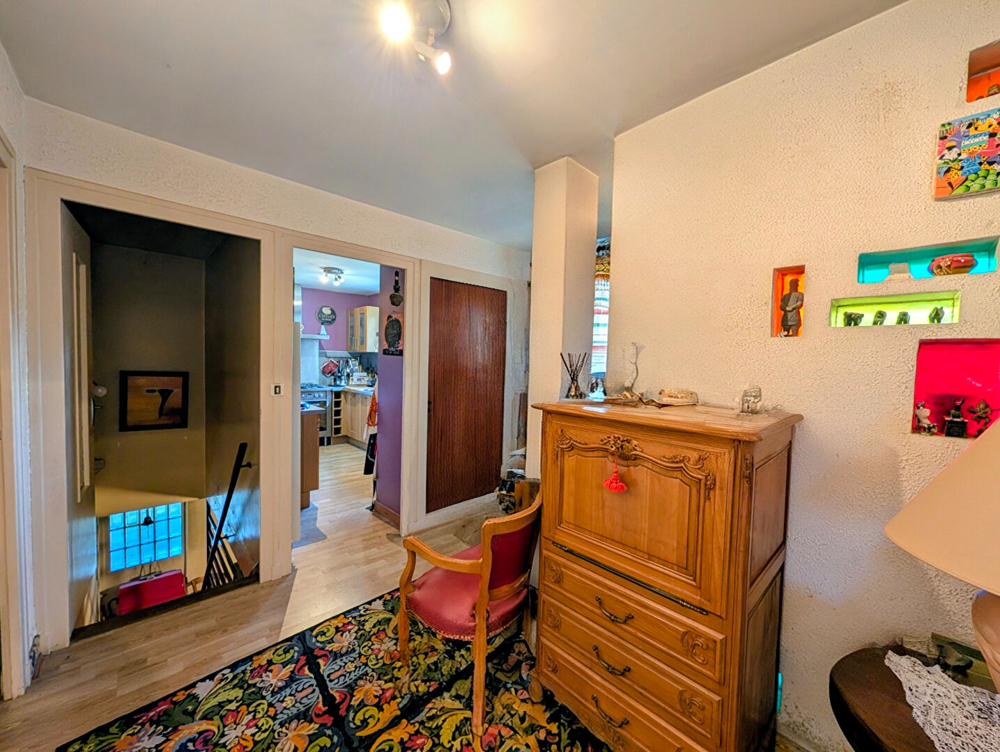 Photo Pugny-Chatenod, Maison au calme avec piscine et terrain constructible vue lac image 3/6