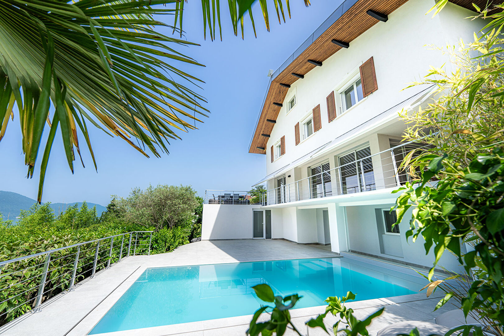 Agence immobilière de COMPARET IMMO - COMPARET IMMOBILIER AIX LES BAINS