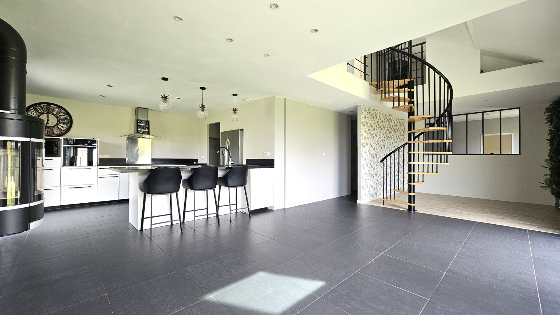 Agence immobilière de COMPARET IMMO - COMPARET IMMOBILIER CHAMBERY