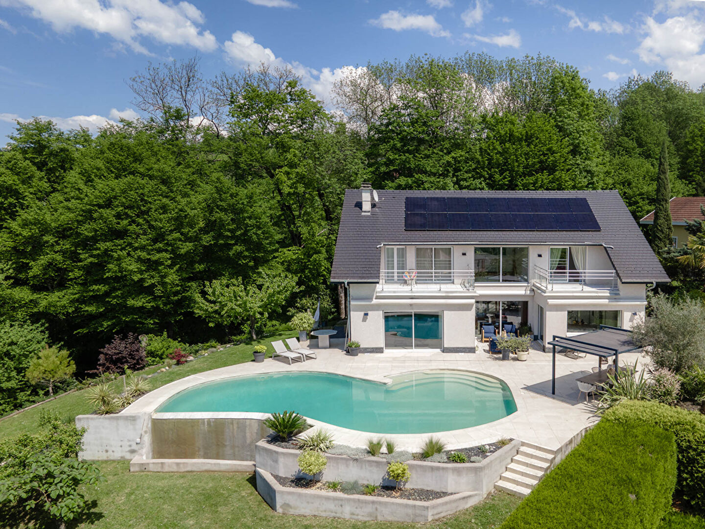 Agence immobilière de COMPARET IMMO - COMPARET IMMOBILIER AIX LES BAINS