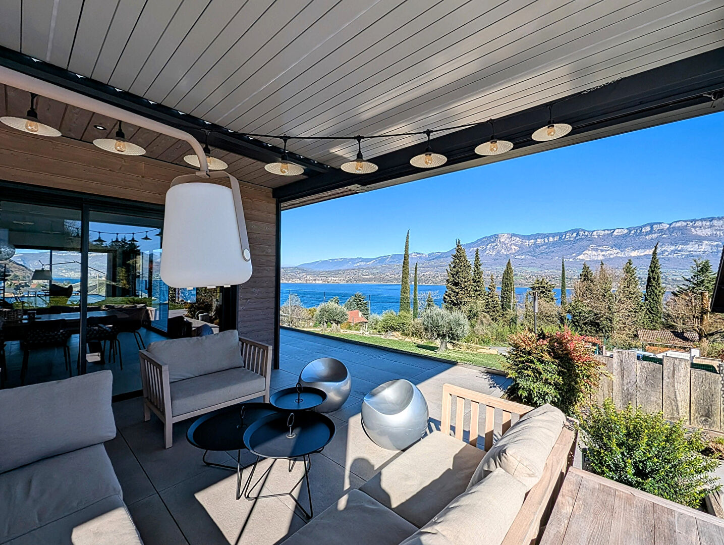 Agence immobilière de COMPARET IMMO - COMPARET IMMOBILIER AIX LES BAINS