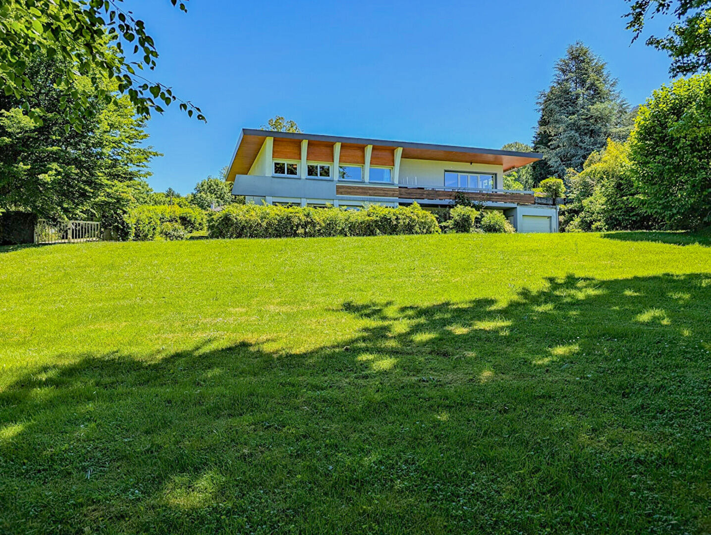 Maison d'architecte - 10 pièces 270 m2