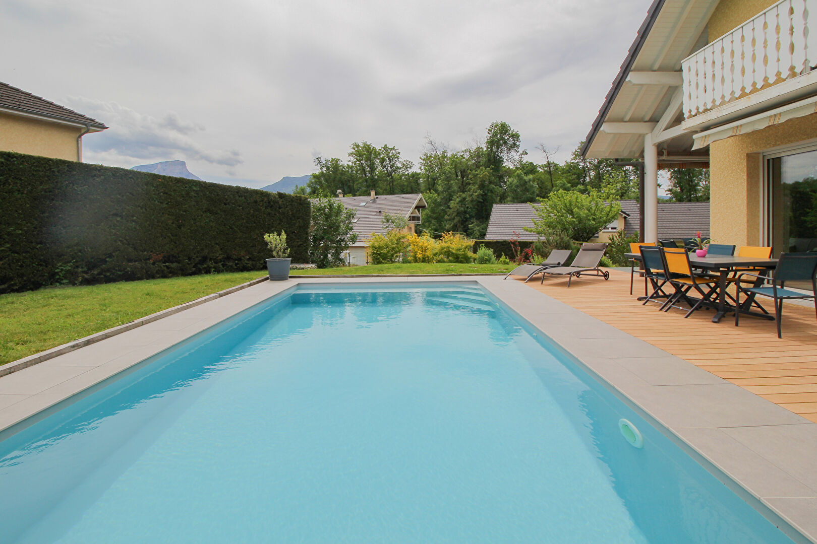 Agence immobilière de COMPARET IMMO - COMPARET IMMOBILIER AIX LES BAINS