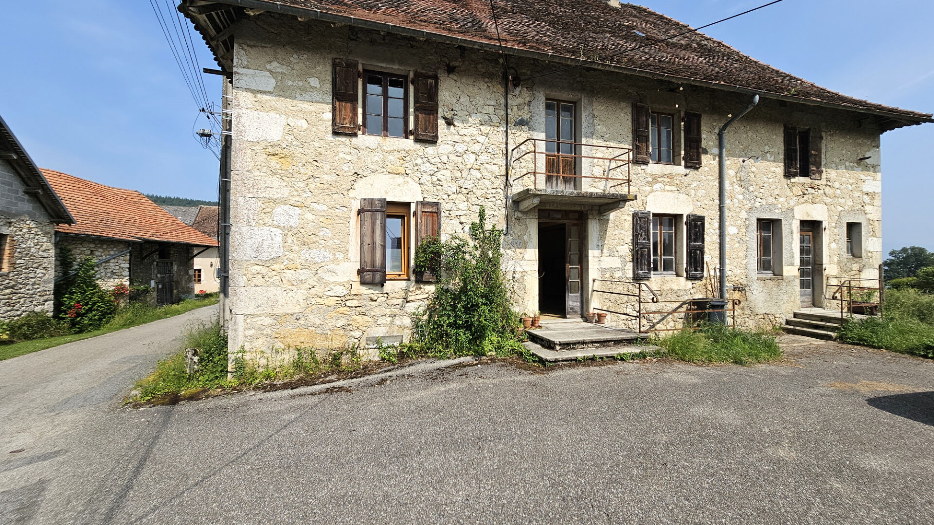 Agence immobilière de COMPARET IMMO - COMPARET IMMOBILIER CHAMBERY