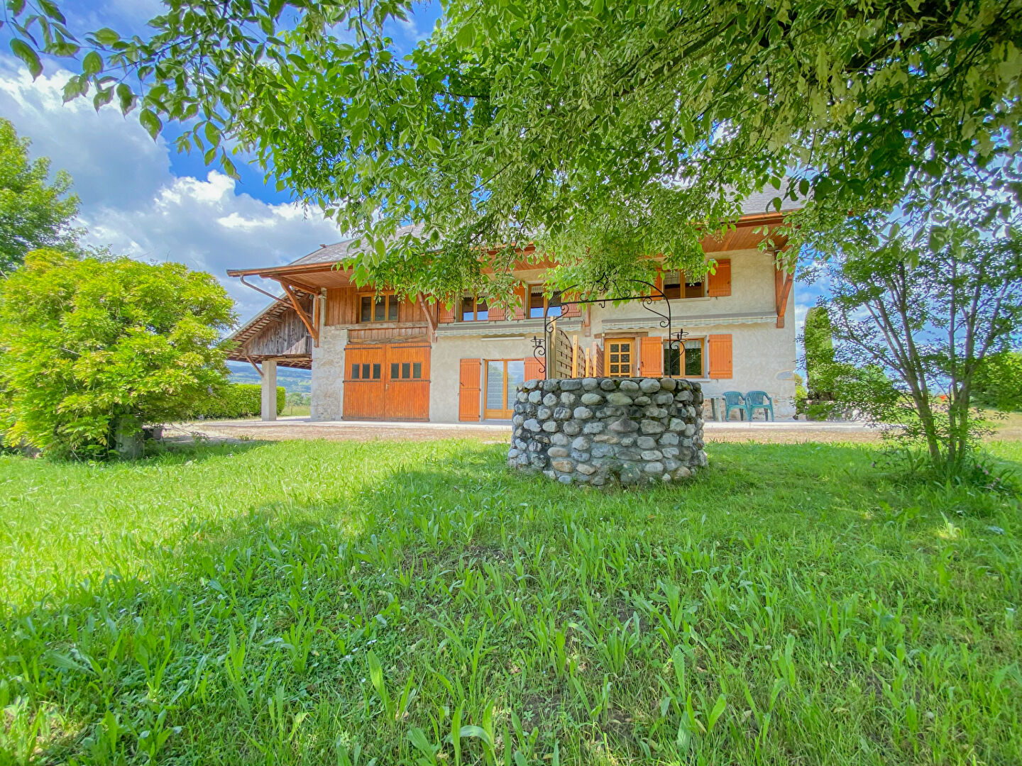 Photo Ancien corps de ferme rénové, 2 appartements 4 pièces, calme et authenticité,145 m², Entrelacs image 1/6