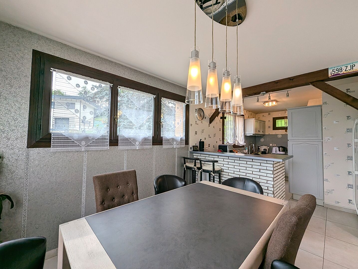 Photo MAISON 120M2 AU VIVIERS-DU-LAC  FORT POTENTIEL image 3/6