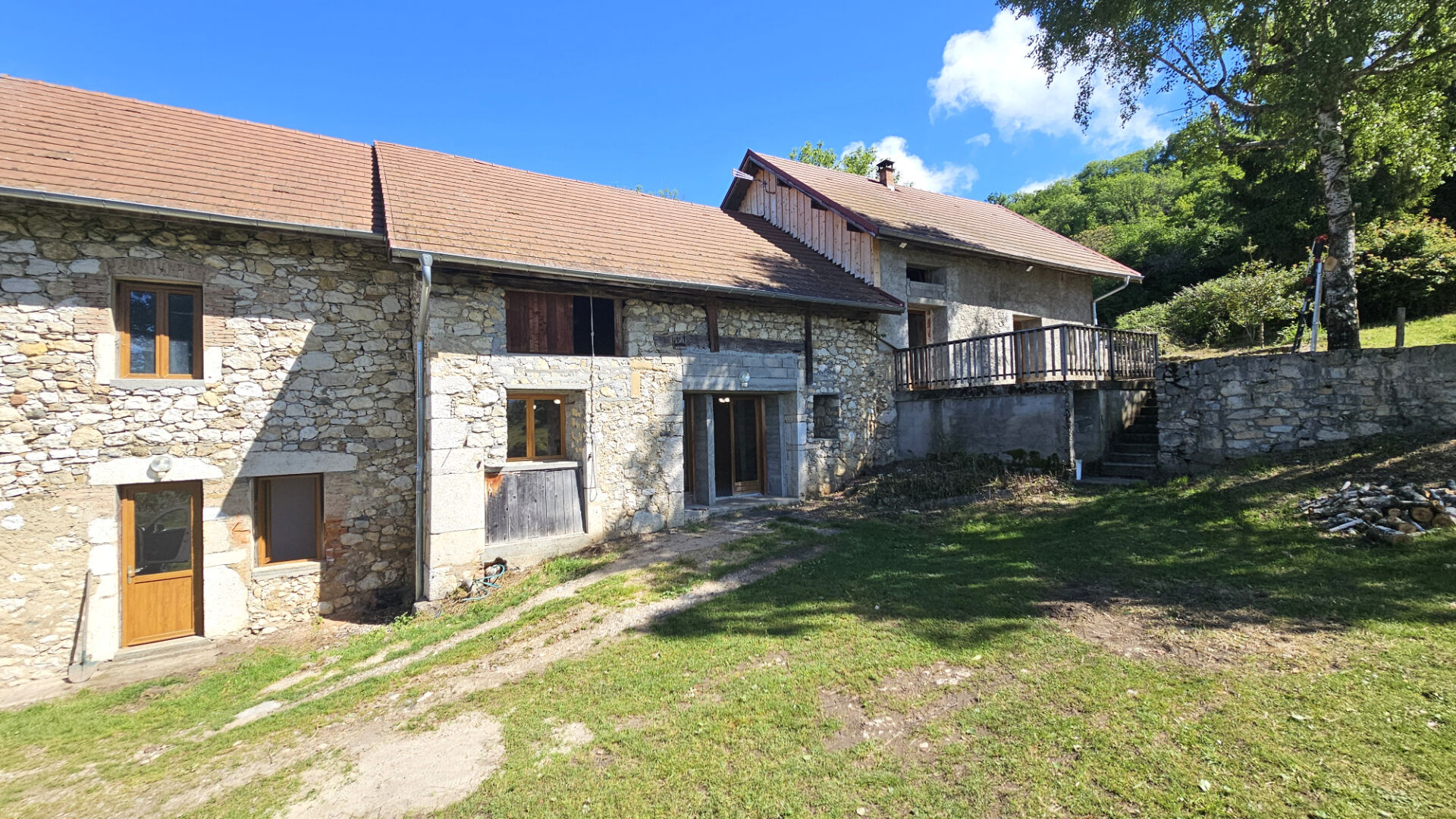 Agence immobilière de COMPARET IMMO - COMPARET IMMOBILIER CHAMBERY