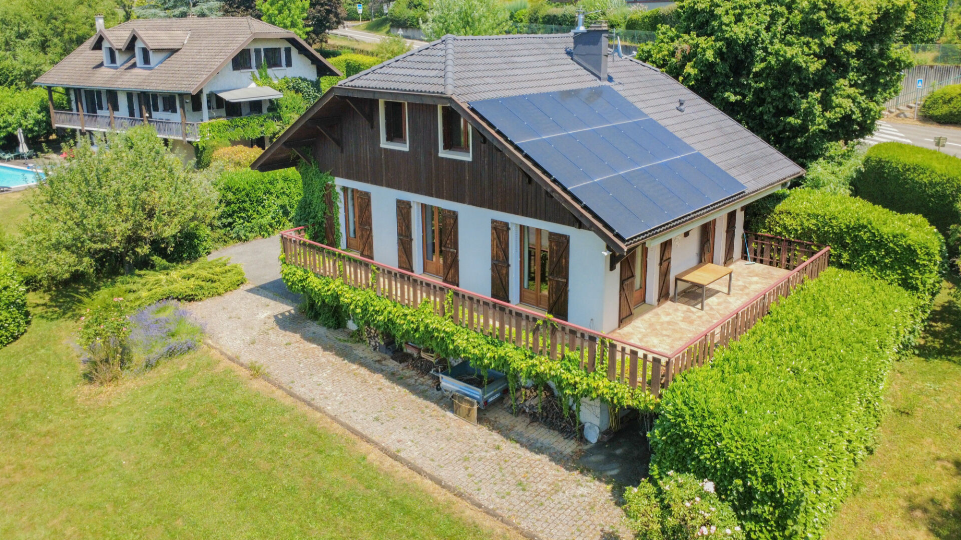 Photo Maison avec vue lac - Pugny-Chatenod image 1/6