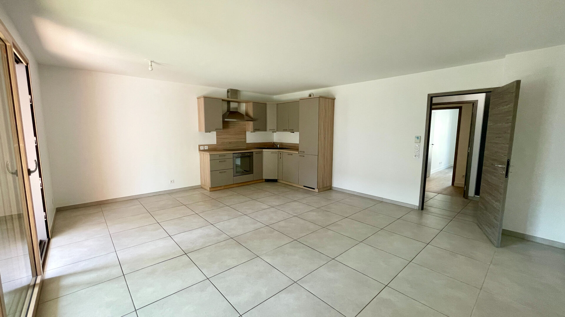 Agence immobilière de COMPARET IMMO - COMPARET IMMOBILIER AIX LES BAINS