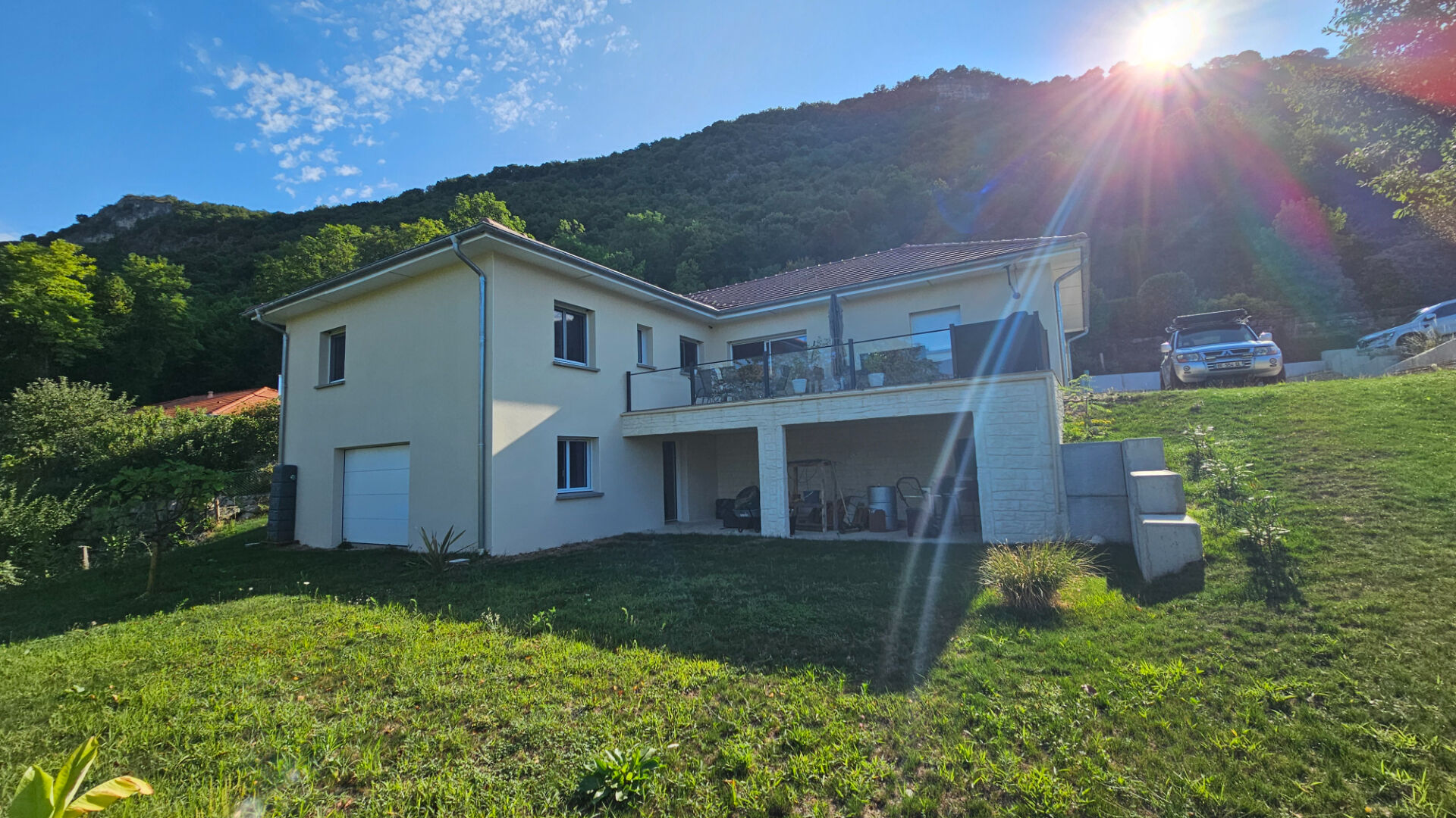 Agence immobilière de COMPARET IMMO - COMPARET IMMOBILIER CHAMBERY