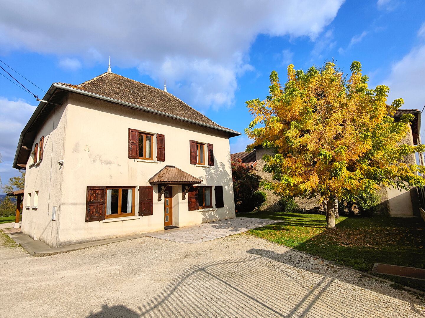 Maison dauphinoise - 141m² - Corbelin