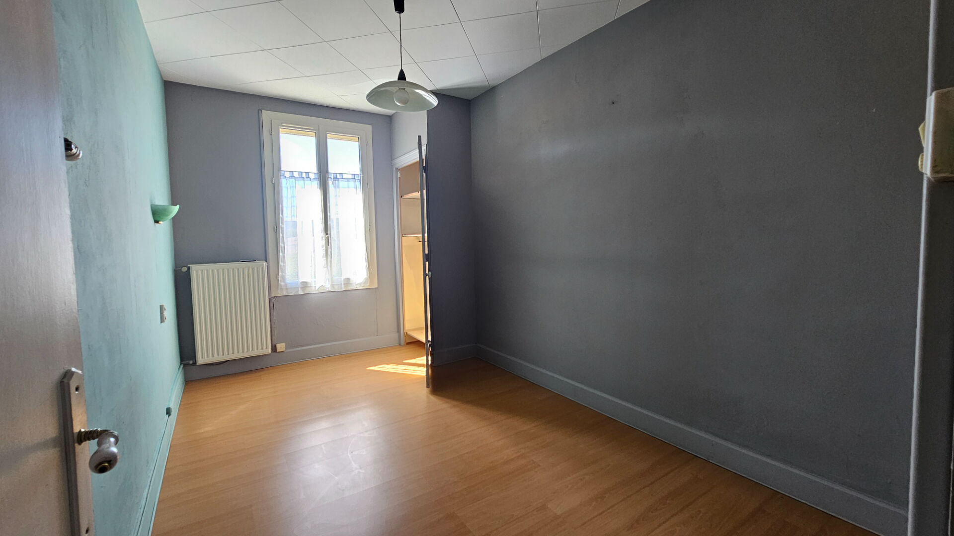 Photo Appartement Saint Laurent Du Pont 3 pièce(s) Duplex  - 64M² LOI CARREZ image 3/6