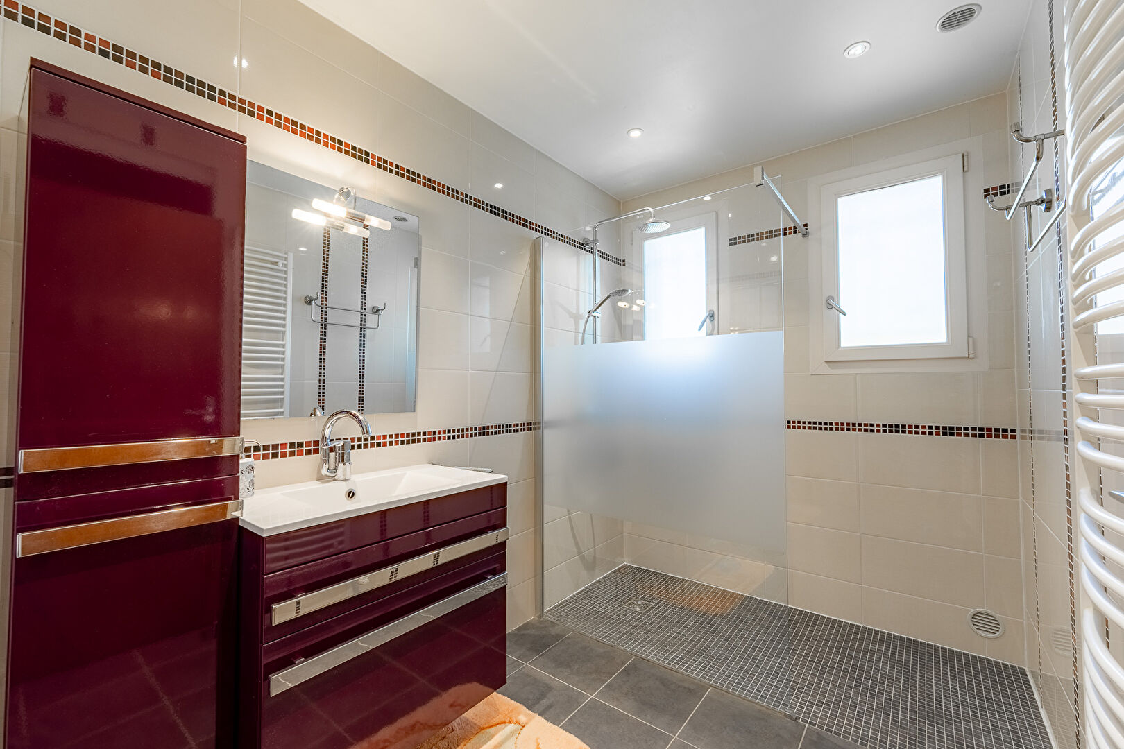 Photo Appartement Brison Saint Innocent 8 pièce(s) 147.2 m2 image 5/6