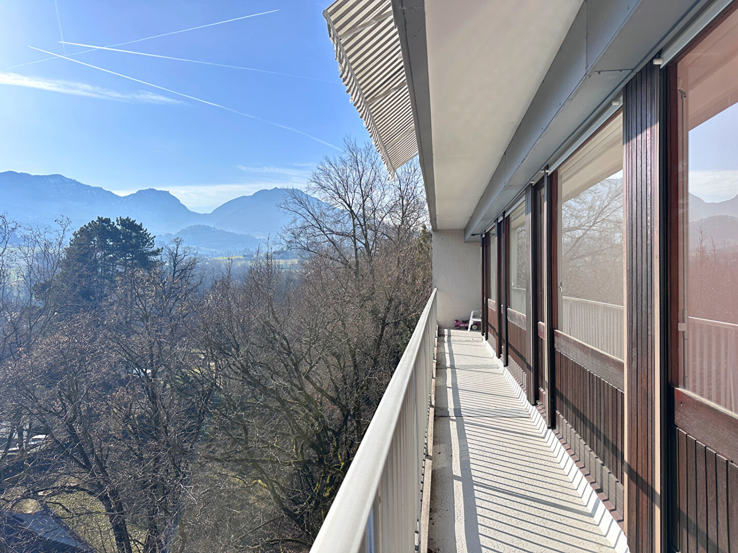 Agence immobilière de COMPARET IMMO - COMPARET IMMOBILIER CHAMBERY