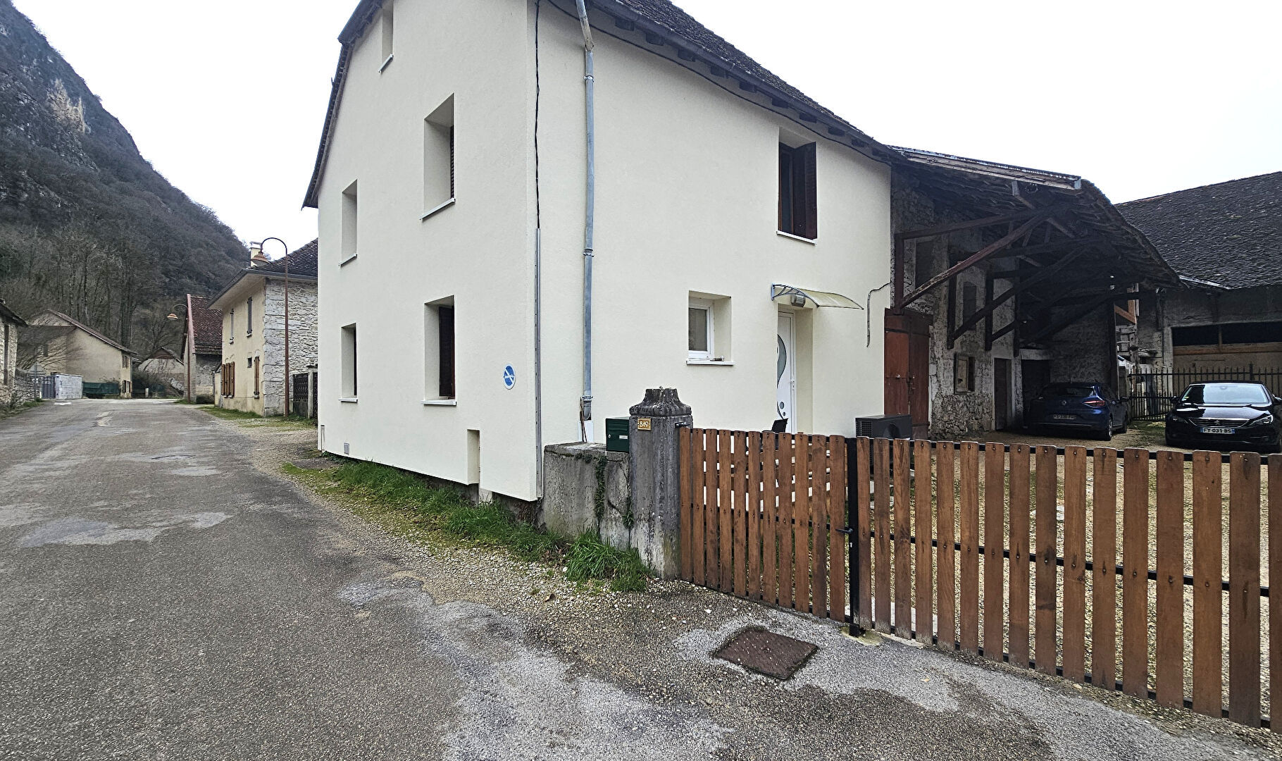 Agence immobilière de COMPARET IMMO - COMPARET IMMOBILIER CHAMBERY