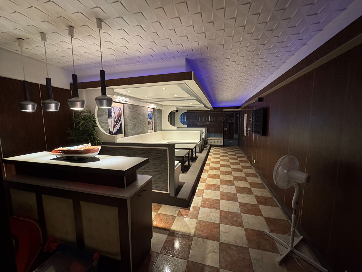 Photo À louer ? Local professionnel  120 M2 au Grand Port d'Aix-les-Bains image 3/4