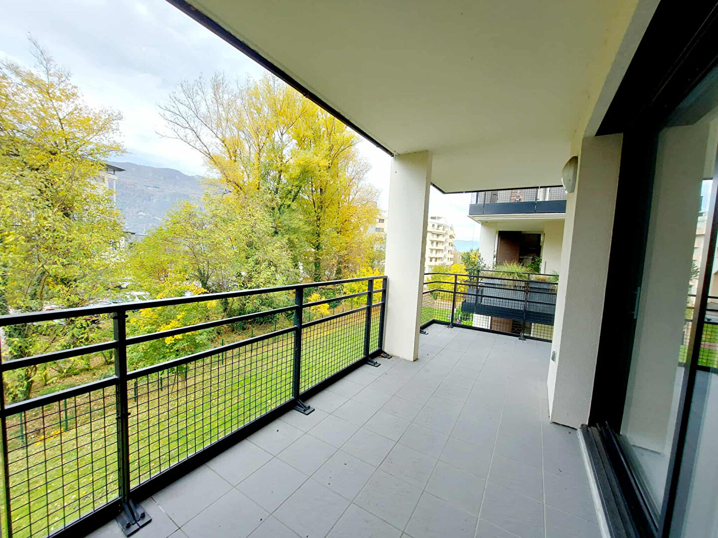 À louer  Appartement T3 de 51 m² à Aix-les-Bains