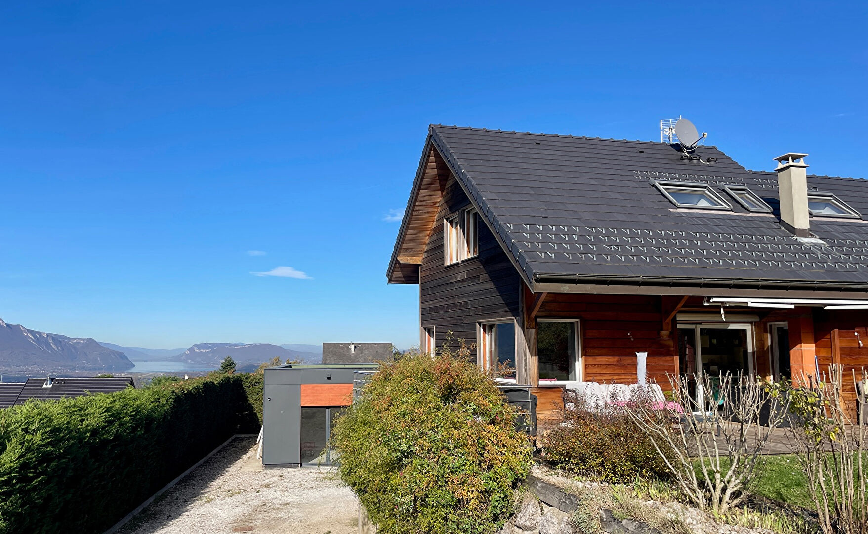 Agence immobilière de COMPARET IMMO - COMPARET IMMOBILIER CHAMBERY