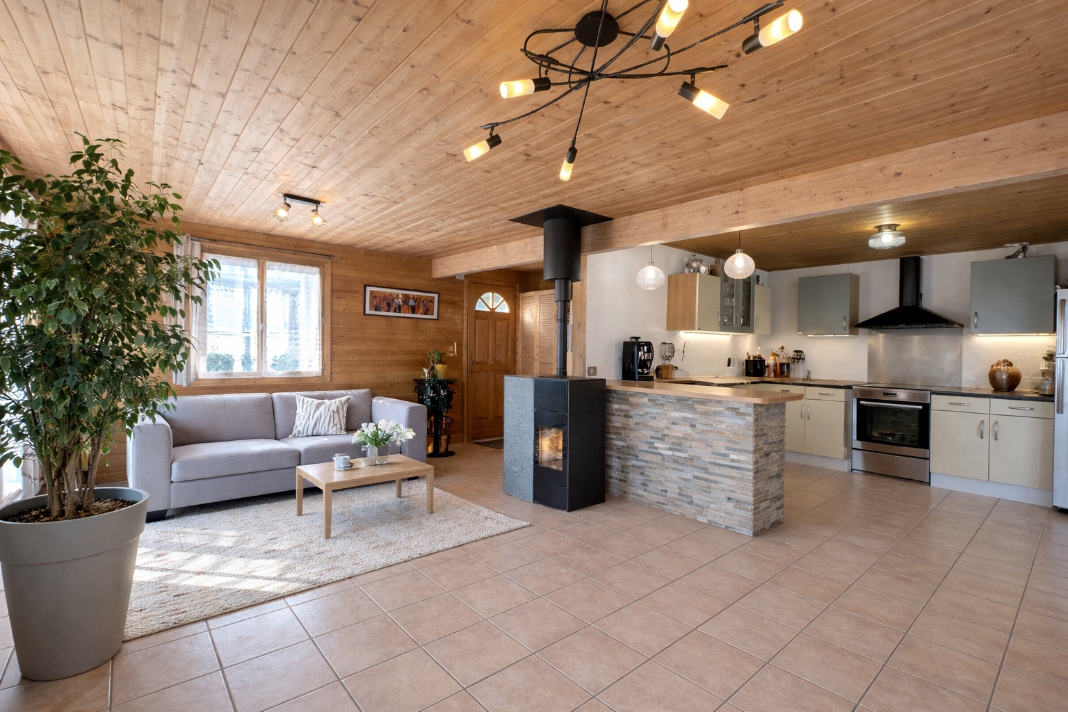 Agence immobilière de COMPARET IMMO - COMPARET IMMOBILIER AIX LES BAINS