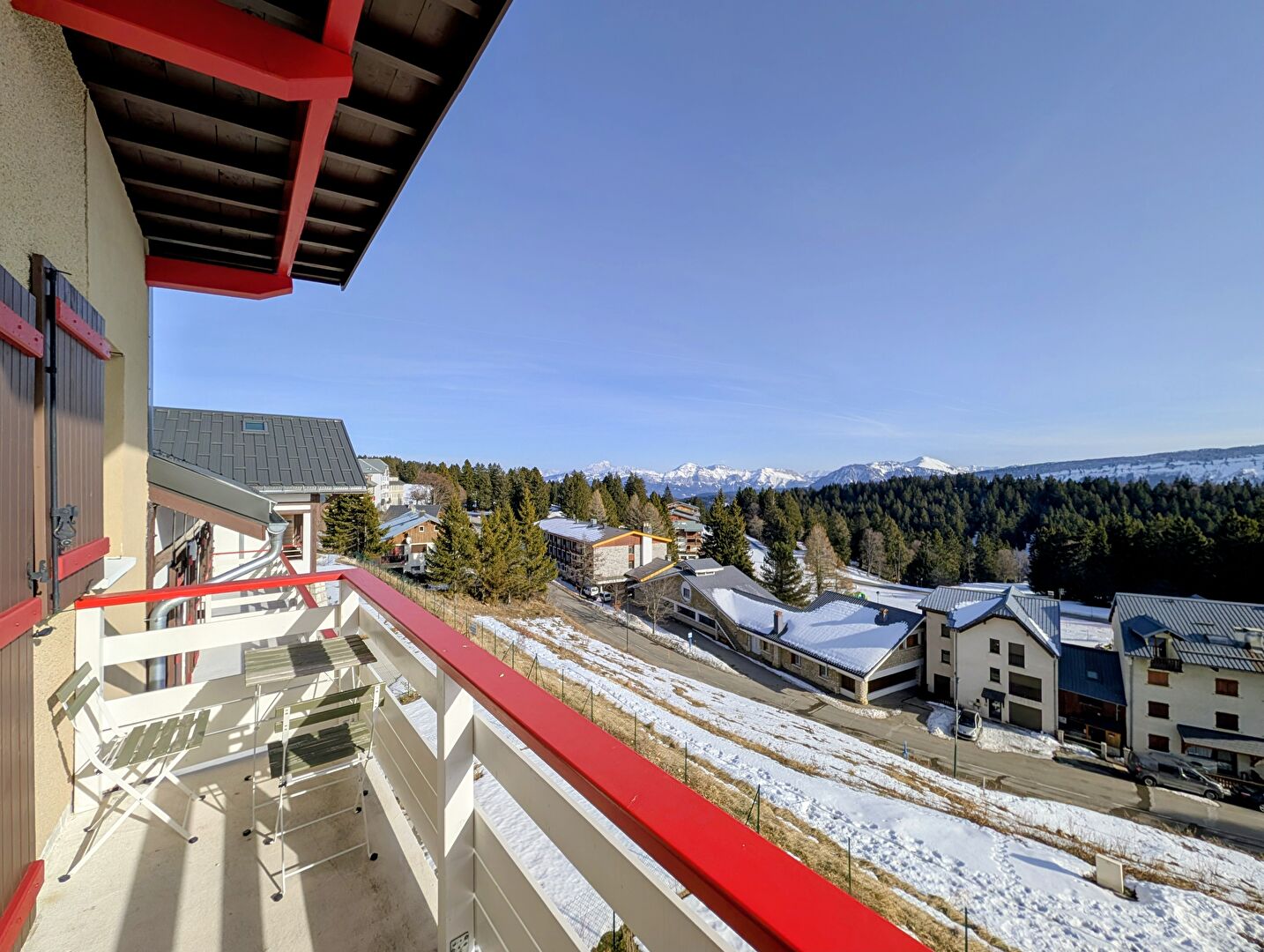 Agence immobilière de COMPARET IMMO - COMPARET IMMOBILIER AIX LES BAINS