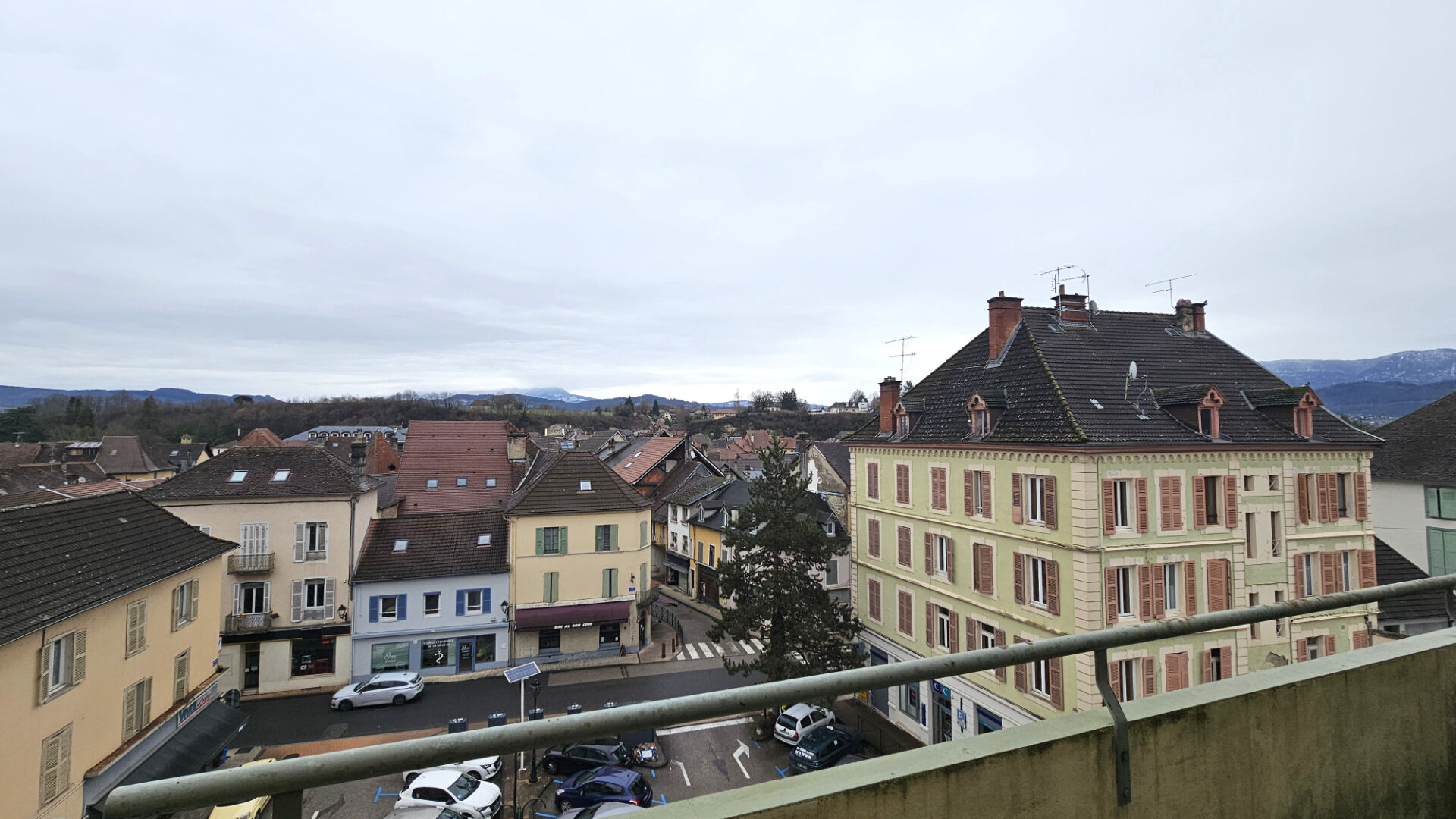 Agence immobilière de COMPARET IMMO - COMPARET IMMOBILIER CHAMBERY