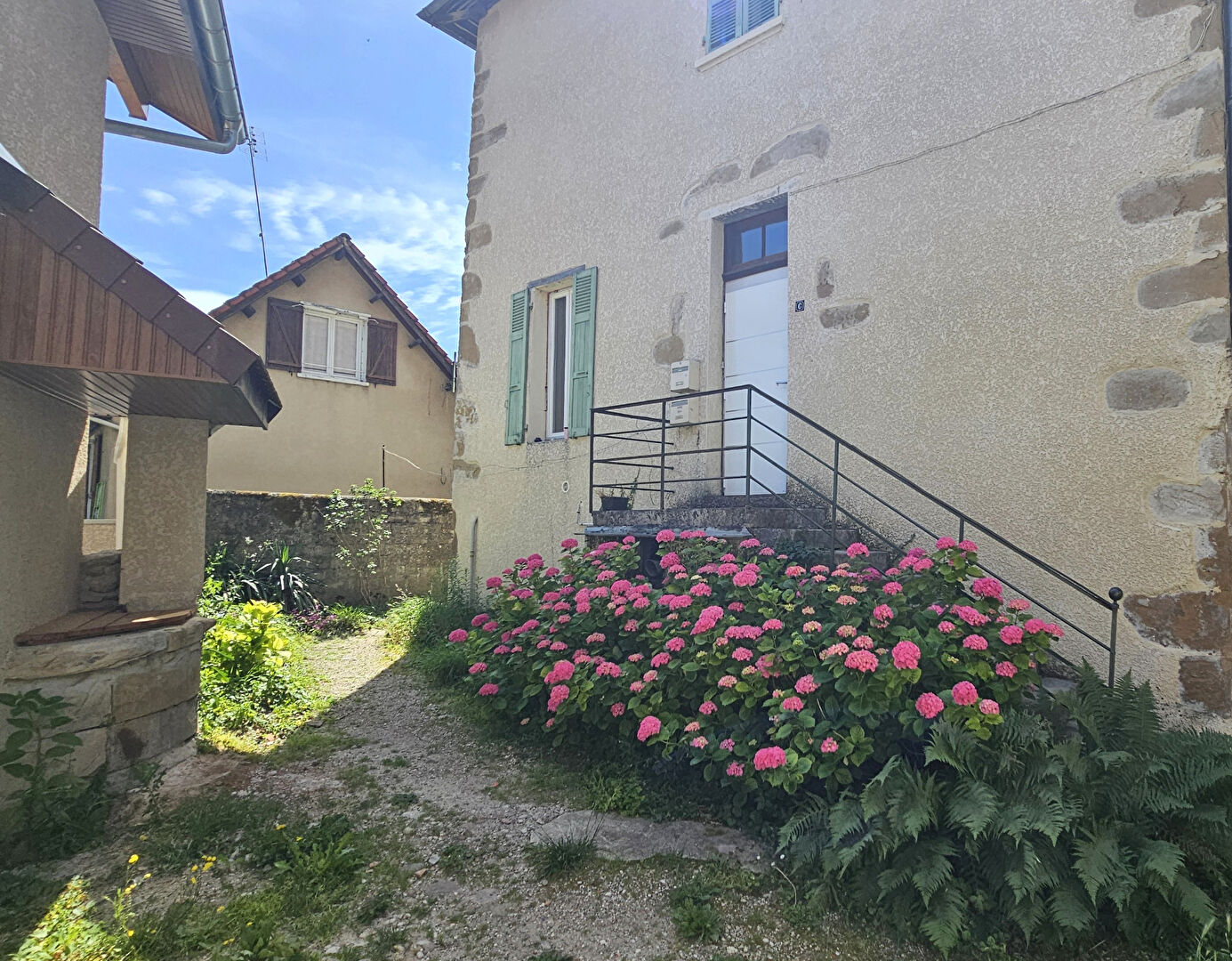 Agence immobilière de COMPARET IMMO - COMPARET IMMOBILIER CHAMBERY