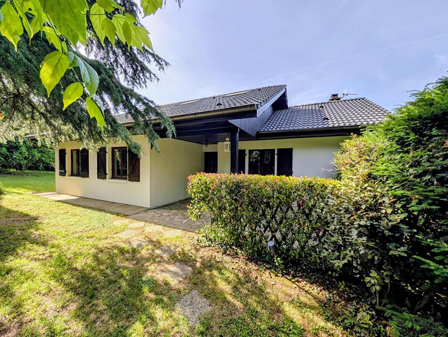 Agence immobilière de COMPARET IMMO - COMPARET IMMOBILIER AIX LES BAINS