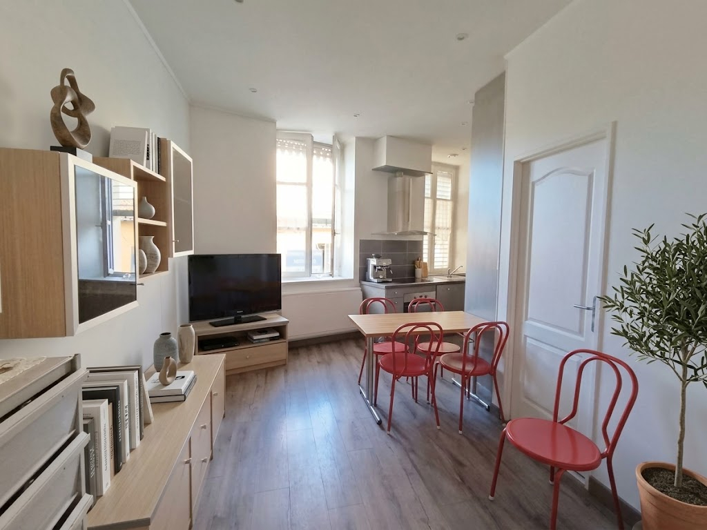 Agence immobilière de COMPARET IMMO - COMPARET IMMOBILIER LYON