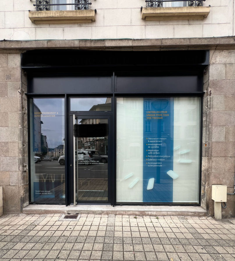 Boulevard Louis Blanc, Local commercial avec vitrine + Garage !