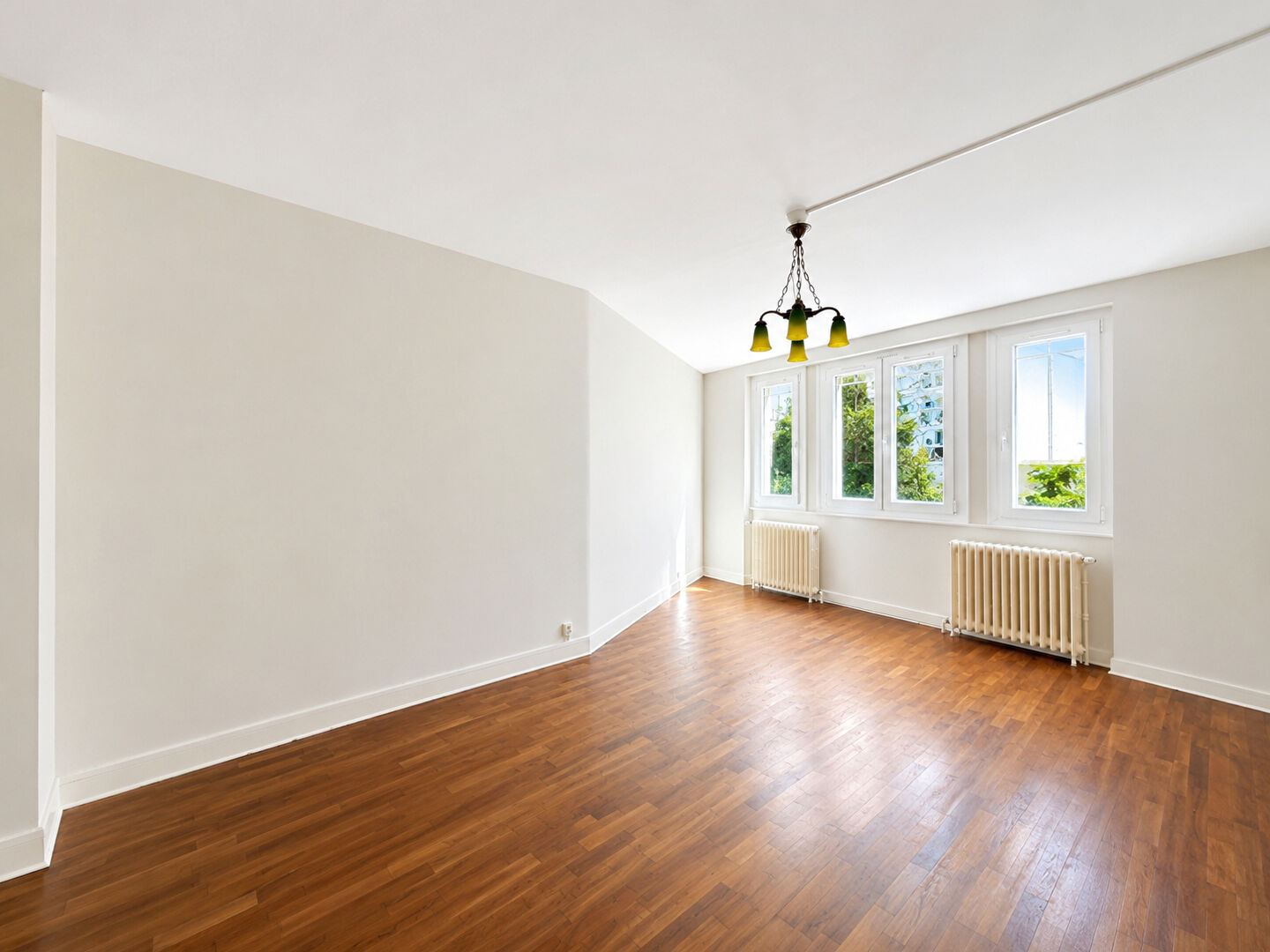 Agence immobilière de 
 Coste Immobilier - COSTE IMMOBILIER 
