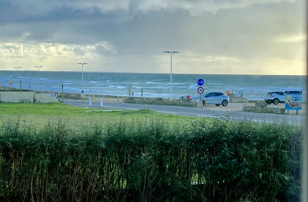 Photo Immeuble Pouldreuzic 4 appartements avec 2 garages image 2/6