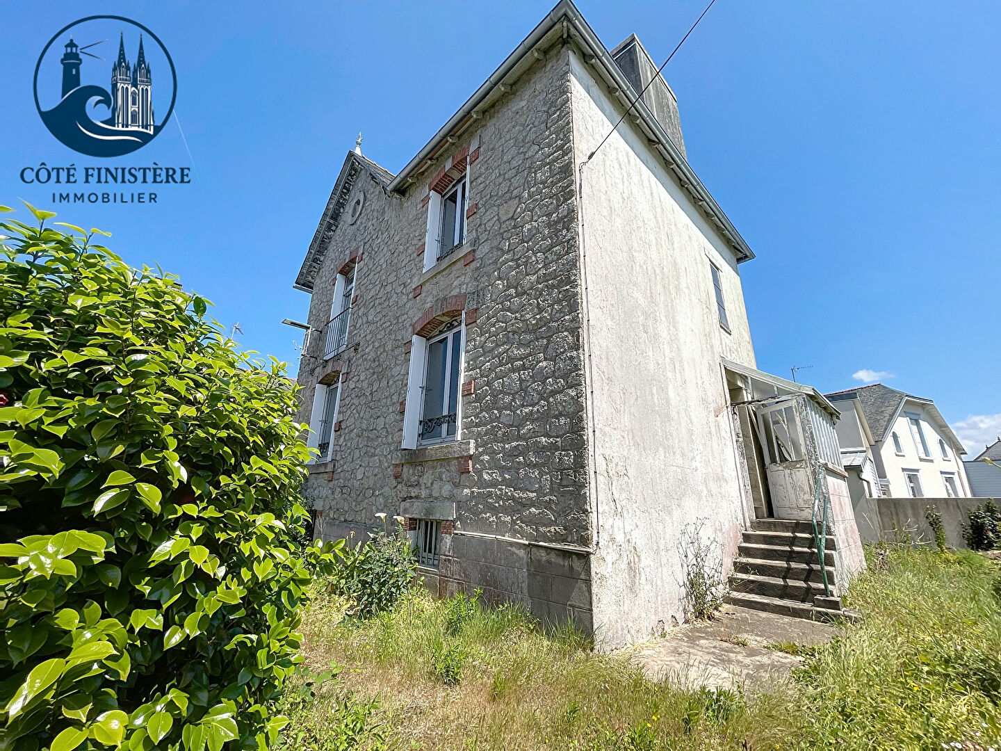 Maison de ville non mitoyenne